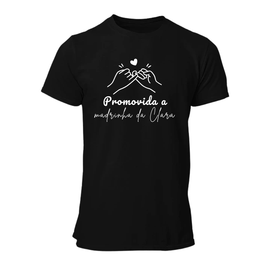 T-Shirt "Promovida a Madrinha" (com nomes)